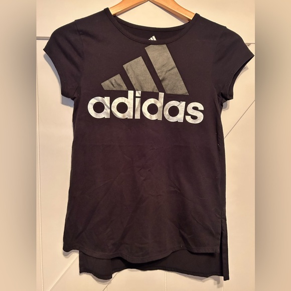 Adidas logo capped sleeve girls T size Large/14 - Picture 1 of 9
